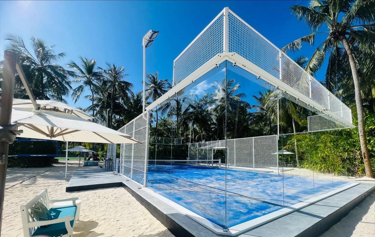 Installed ultra panoramic padel court photo